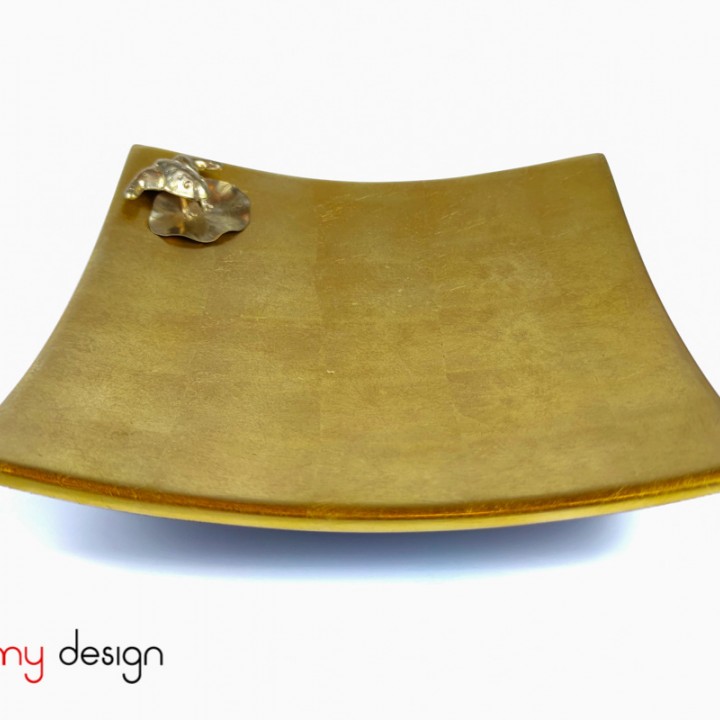 Gold square lacquer tray attached with the frog on leaf 22 cm